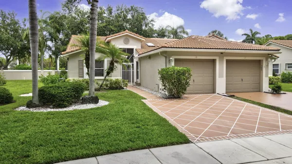 Property Slideshow image 3 of 35 | 18 sausalito dr, Boynton Beach, FL, 33436
