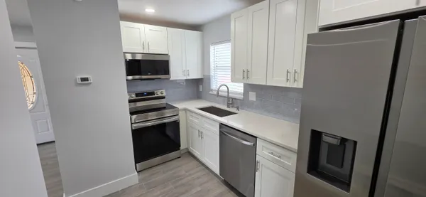 Property Slideshow image 3 of 25 | 351 lake dora dr, West Palm Beach, FL, 33411