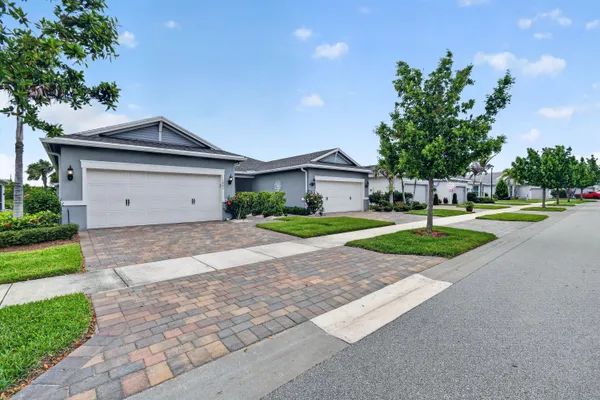 Property Slideshow image 3 of 66 | 12847 sw vermillion cir, Port St. Lucie, FL, 34987