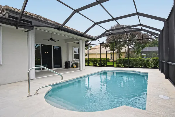Property Slideshow image 2 of 32 | 9531 shadow ln, Fort Pierce, FL, 34951