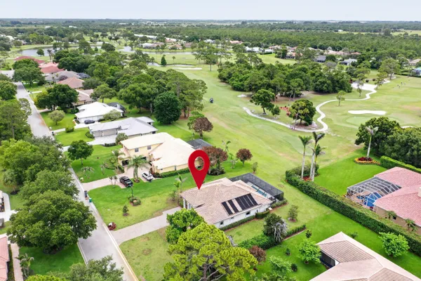 Property Slideshow image 3 of 32 | 9531 shadow ln, Fort Pierce, FL, 34951