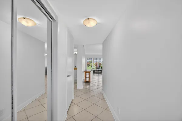 Property Slideshow image 2 of 39 | 2640 sw 22nd ave 1103, Delray Beach, FL, 33445