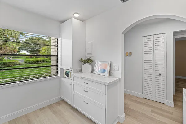 Property Slideshow image 3 of 34 | 21506 juego cir 28e, Boca Raton, FL, 33433