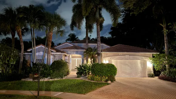 Property Slideshow image 2 of 76 | 7527 monticello way, Boynton Beach, FL, 33437
