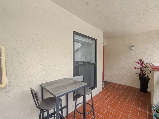 Property Slideshow image 3 of 42 | 5154 oak hill ln 1022, Delray Beach, FL, 33484