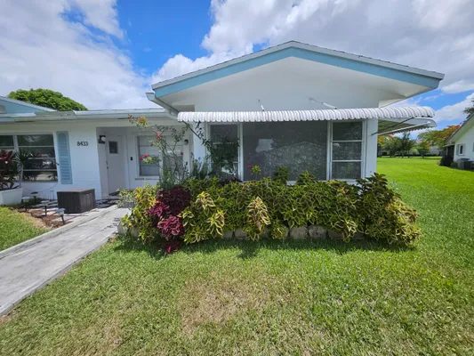 Property Slideshow image 3 of 26 | 8431 nw 12th st d68, Plantation, FL, 33322