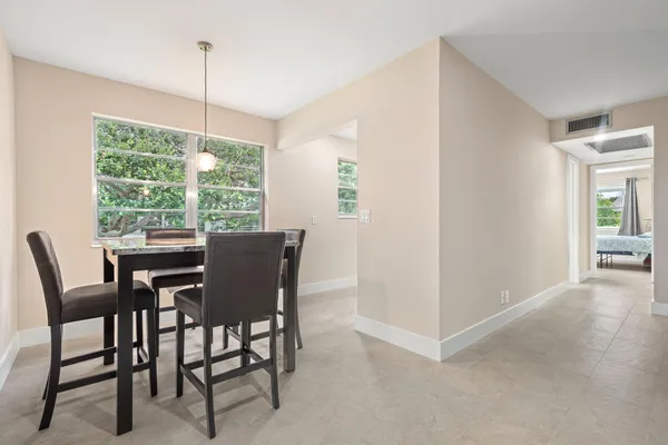 Property Slideshow image 3 of 22 | 168 farnham, Deerfield Beach, FL, 33442