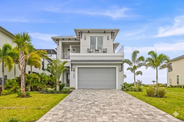 Property Slideshow image 2 of 45 | 4842 s harbor dr, Vero Beach, FL, 32967