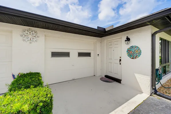 Property Slideshow image 3 of 41 | 4854 equestrian cir b, Boynton Beach, FL, 33436