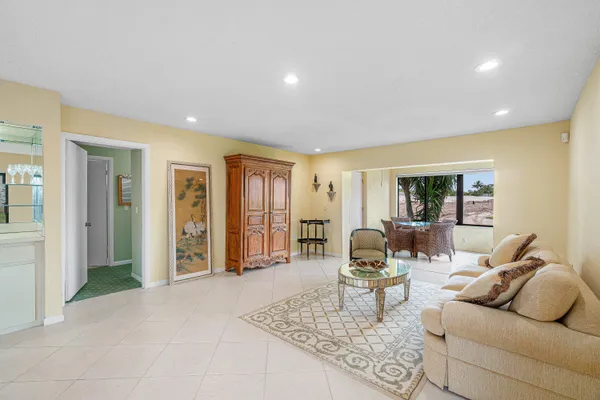 Property Slideshow image 2 of 54 | 21 southport ln c, Boynton Beach, FL, 33436
