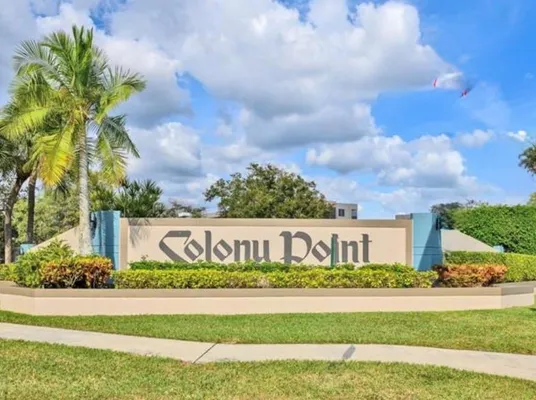 Property Slideshow image 2 of 8 | 901 colony point cir 523, Pembroke Pines, FL, 33026