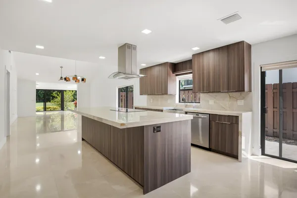 Property Slideshow image 3 of 54 | 21922 cypress dr 37b, Boca Raton, FL, 33433