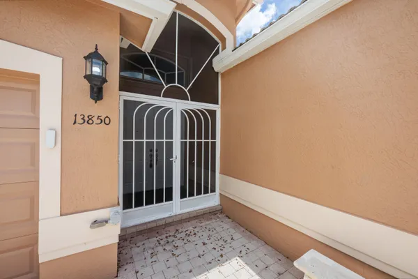 Property Slideshow image 3 of 19 | 13850 vía vittoria, Delray Beach, FL, 33446
