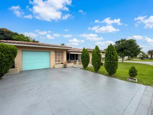 Property Slideshow image 2 of 30 | 4400 nw 44th ter, Tamarac, FL, 33319