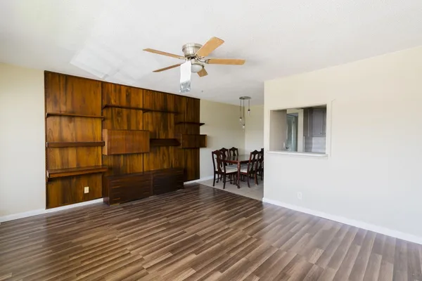 Property Slideshow image 3 of 29 | 77 kingswood, West Palm Beach, FL, 33417