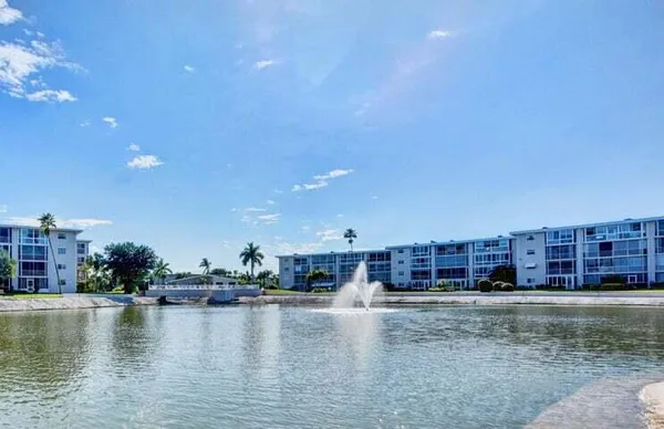 Property Slideshow image 3 of 17 | 2855 s garden dr dr 203, Palm Springs, FL, 33461