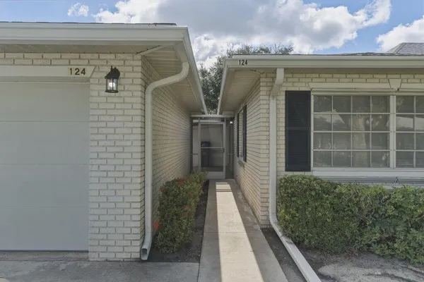 Property Slideshow image 2 of 46 | 10098 42nd dr, Boynton Beach, FL, 33436