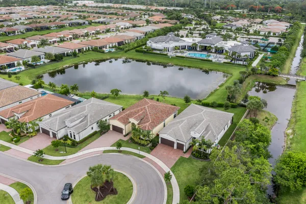 Property Slideshow image 2 of 89 | 7806 rowan ter, Parkland, FL, 33067