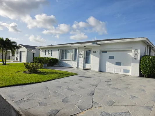 Property Slideshow image 2 of 45 | 5404 belleville rd, West Palm Beach, FL, 33417