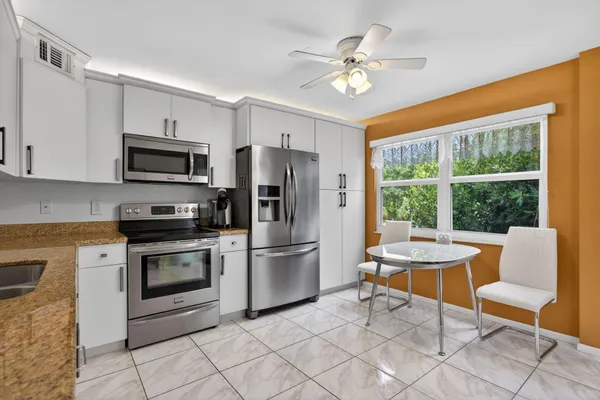Property Slideshow image 2 of 28 | 3202 portofino pt o3, Coconut Creek, FL, 33066