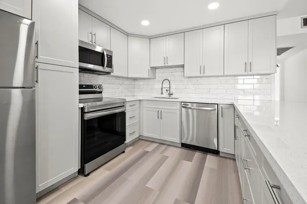 Property Slideshow image 2 of 51 | 4047 lincoln c, Boca Raton, FL, 33434