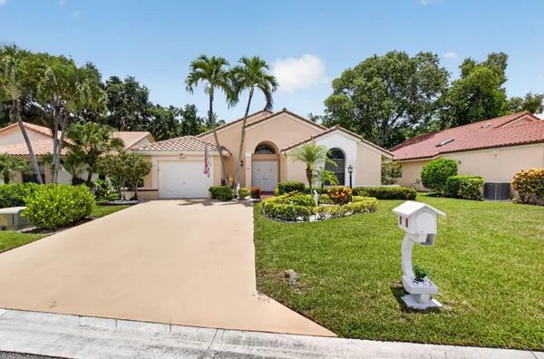 Property Slideshow image 3 of 50 | 4643 sextant cir 4643 sextant circle, Boynton Beach, FL, 33436
