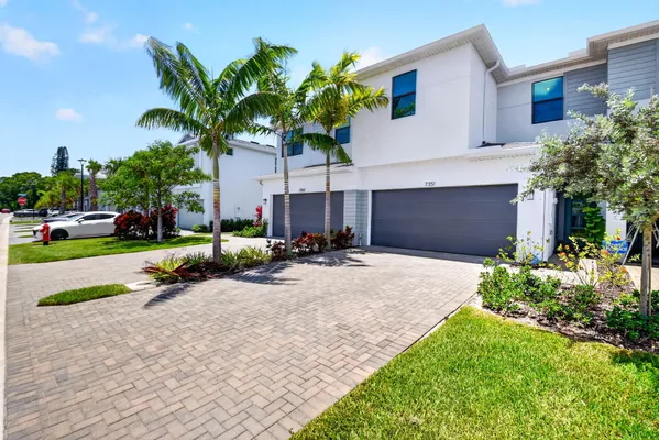 Property Slideshow image 2 of 33 | 7351 lenora ln, Lake Worth, FL, 33467