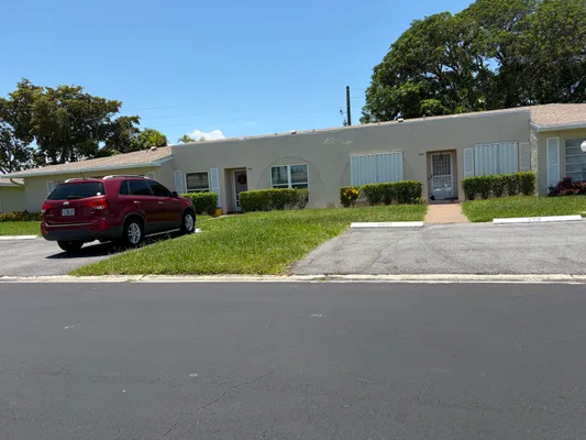 Property Slideshow image 3 of 12 | 20928 sedgewick dr 399, Boca Raton, FL, 33433