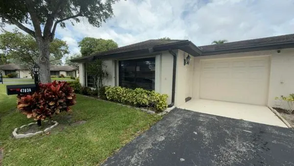 Property Slideshow image 3 of 15 | 4763 storkwood ter a, Boynton Beach, FL, 33436
