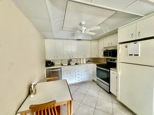 Property Slideshow image 3 of 27 | 3018 ainslie b b, Boca Raton, FL, 33434
