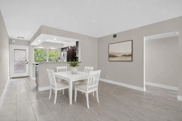 Property Slideshow image 3 of 25 | 2202 lucaya bnd b1, Coconut Creek, FL, 33066