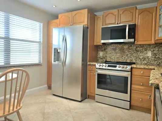 Property Slideshow image 3 of 132 | 2402 antigua cir e3, Coconut Creek, FL, 33066