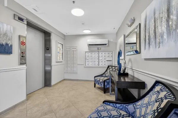Property Slideshow image 3 of 41 | 5906 crystal shores dr 208, Boynton Beach, FL, 33437