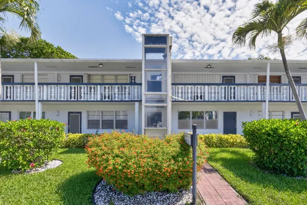 Property Slideshow image 2 of 28 | 176 upminster h 176, Deerfield Beach, FL, 33442