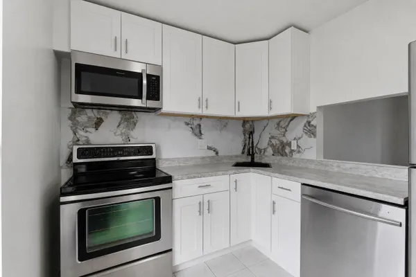 Property Slideshow image 3 of 37 | 6020 nw 64th ave 208, Tamarac, FL, 33319