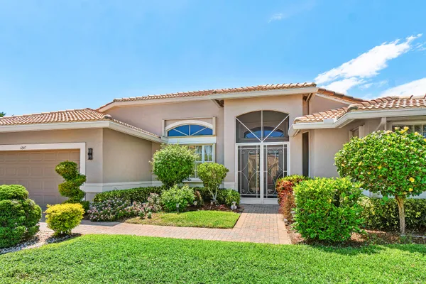 Property Slideshow image 3 of 48 | 6847 w liseron, Boynton Beach, FL, 33437