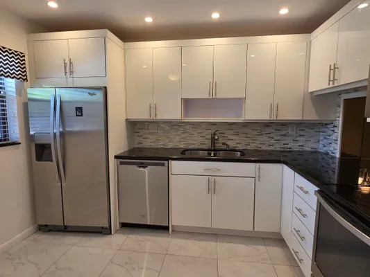Property Slideshow image 3 of 20 | 6090 n sabal palm blvd 209, Tamarac, FL, 33319