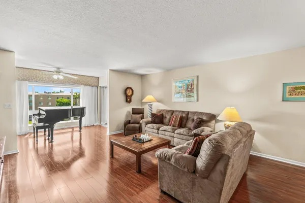 Property Slideshow image 2 of 48 | 12560 majesty cir 401, Boynton Beach, FL, 33437