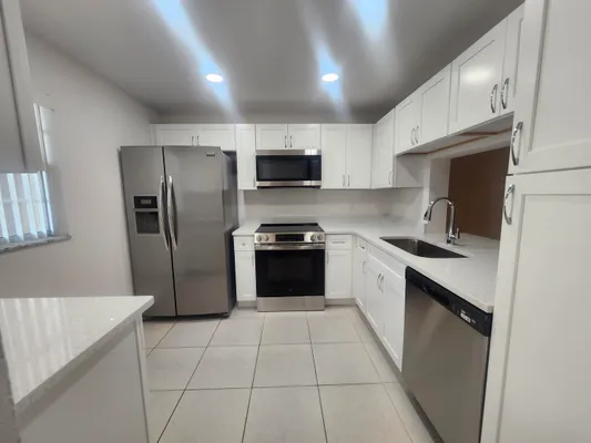 Property Slideshow image 3 of 48 | 330 ne 26th ave 202, Boynton Beach, FL, 33435
