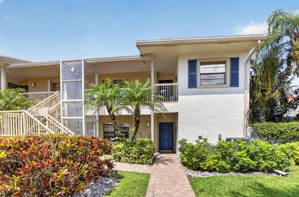 Property Slideshow image 2 of 60 | 4 eastgate dr c, Boynton Beach, FL, 33436