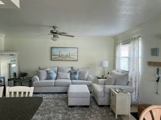 Property Slideshow image 2 of 25 | 84 saxony, Delray Beach, FL, 33446
