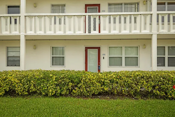 Property Slideshow image 2 of 23 | 1023 ellesmere b b, Deerfield Beach, FL, 33442