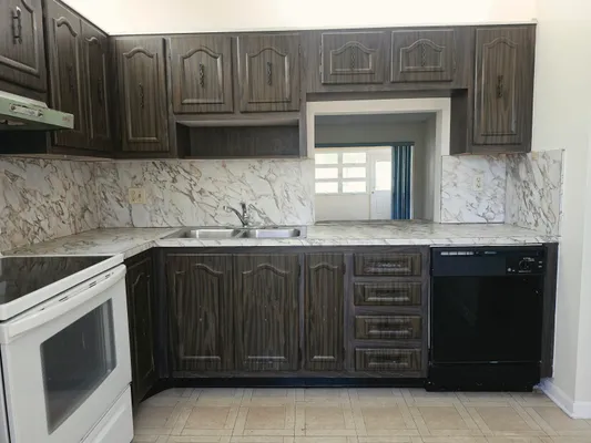 Property Slideshow image 3 of 17 | 713 nantucket cir b, Lake Worth, FL, 33467
