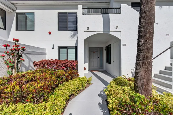 Property Slideshow image 3 of 63 | 15782 loch maree ln 3702, Delray Beach, FL, 33446