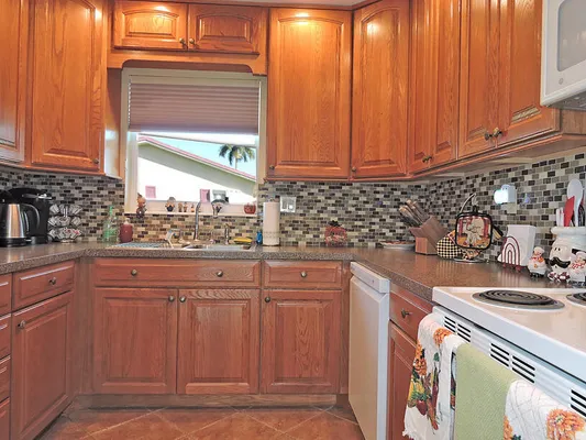 Property Slideshow image 2 of 35 | 2621 barkley dr a, West Palm Beach, FL, 33415