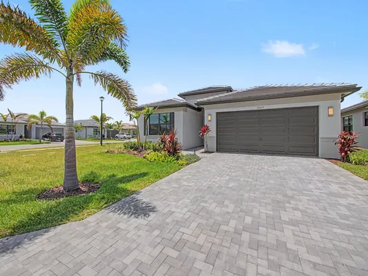 Property Slideshow image 2 of 42 | 12827 sw scenic vw, Port St. Lucie, FL, 34987
