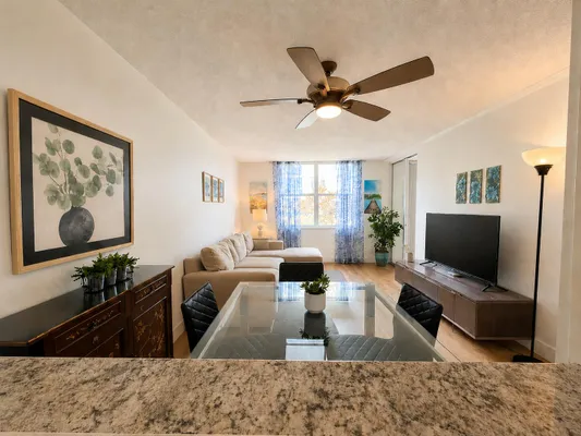 Property Slideshow image 2 of 17 | 2016 s federal hwy 105, Boynton Beach, FL, 33435
