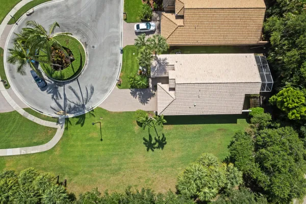 Property Slideshow image 3 of 43 | 7818 caprio dr, Boynton Beach, FL, 33472