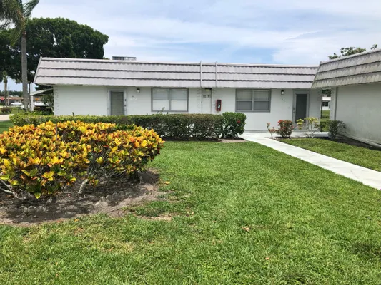 Property Slideshow image 2 of 6 | 192 valencia h 192, Delray Beach, FL, 33446