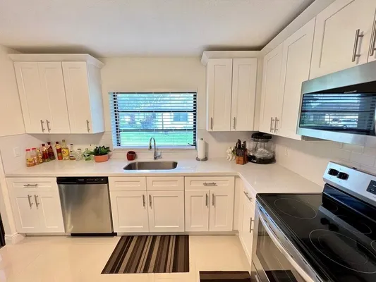Property Slideshow image 3 of 17 | 10151 eaglewood ter a, Boynton Beach, FL, 33436